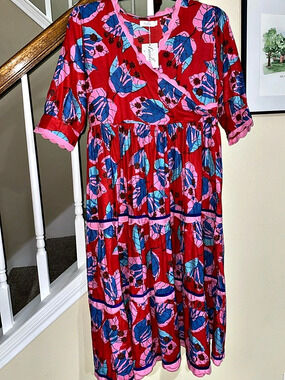 Farylina Floral Maxi Dress in Red & Pink Size Medium NWT